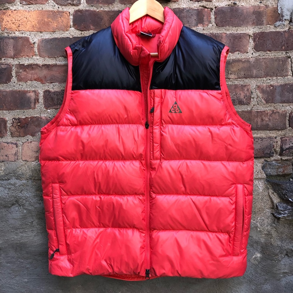 Vintage Nike ACG Pink Salmon Full Zip Puffer Vest Size L